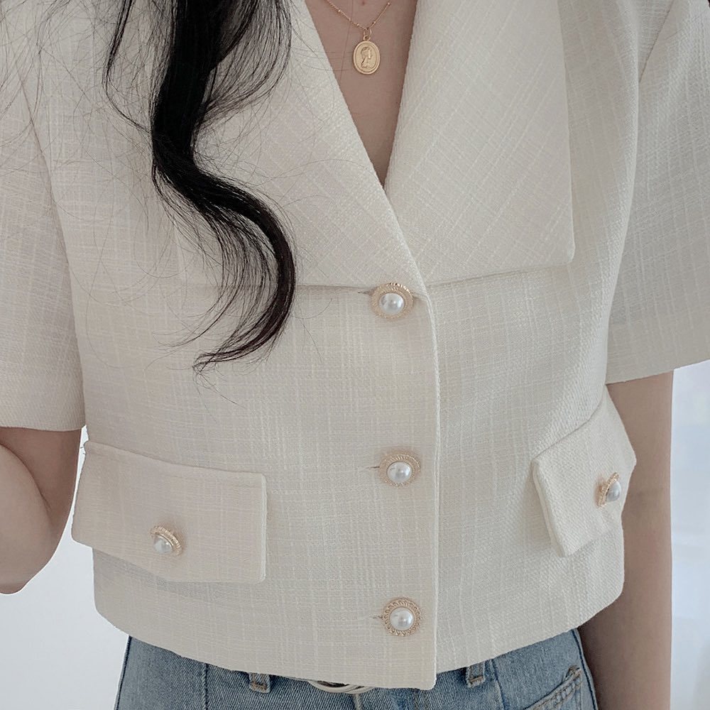 Temperament Small Fragrance Pearl Buckle Lapel Short Suit Jacket