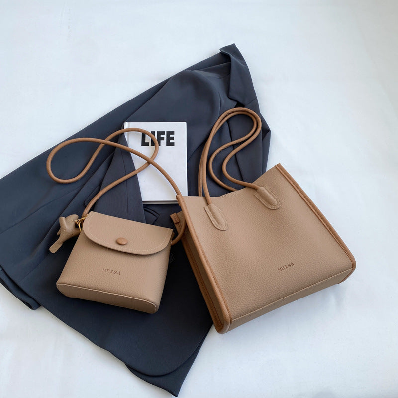 Simple and versatile tote bag
